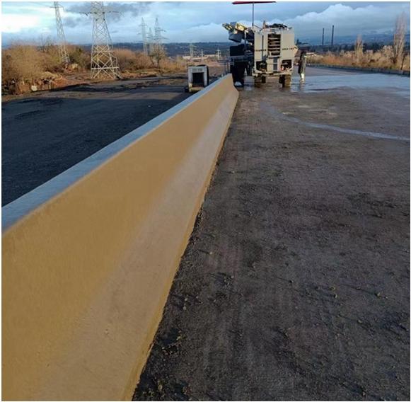 南充路肩滑模施工